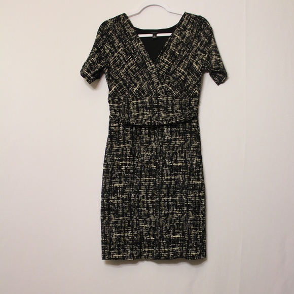 Ann Taylor Dresses & Skirts - Ann Taylor fit n flare dress